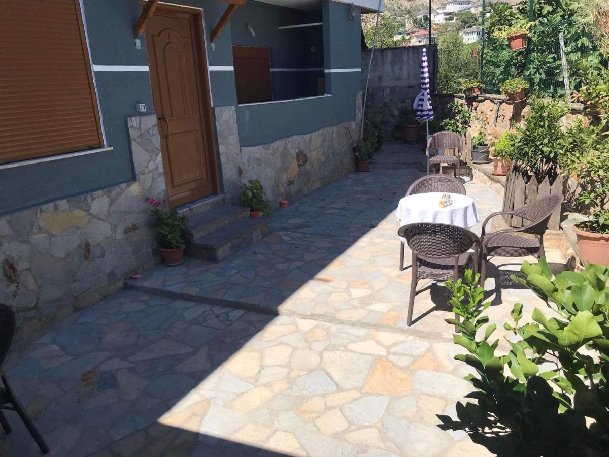 House Hotel Gjirokastër Exterior foto